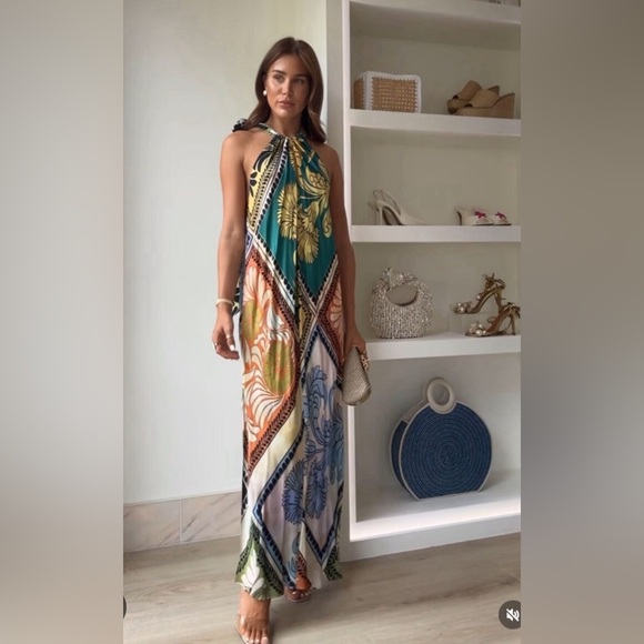 Zara Halter Neck Print Dress. New With Tags. - Picture 1 of 7